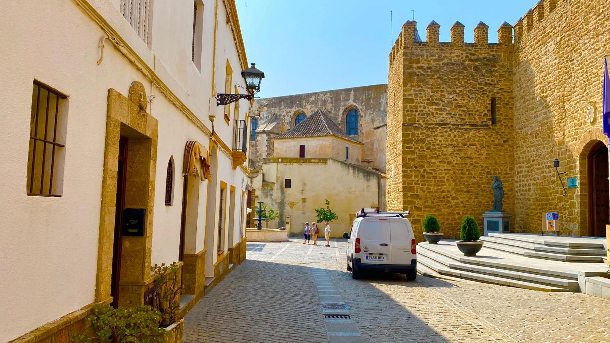 Apartamento Con Terraza,A 100M Playa Costilla Y Frente Al Castillo Rota Exterior foto