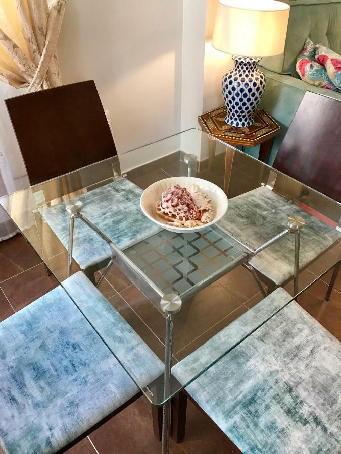 Apartamento Con Terraza,A 100M Playa Costilla Y Frente Al Castillo Rota Exterior foto