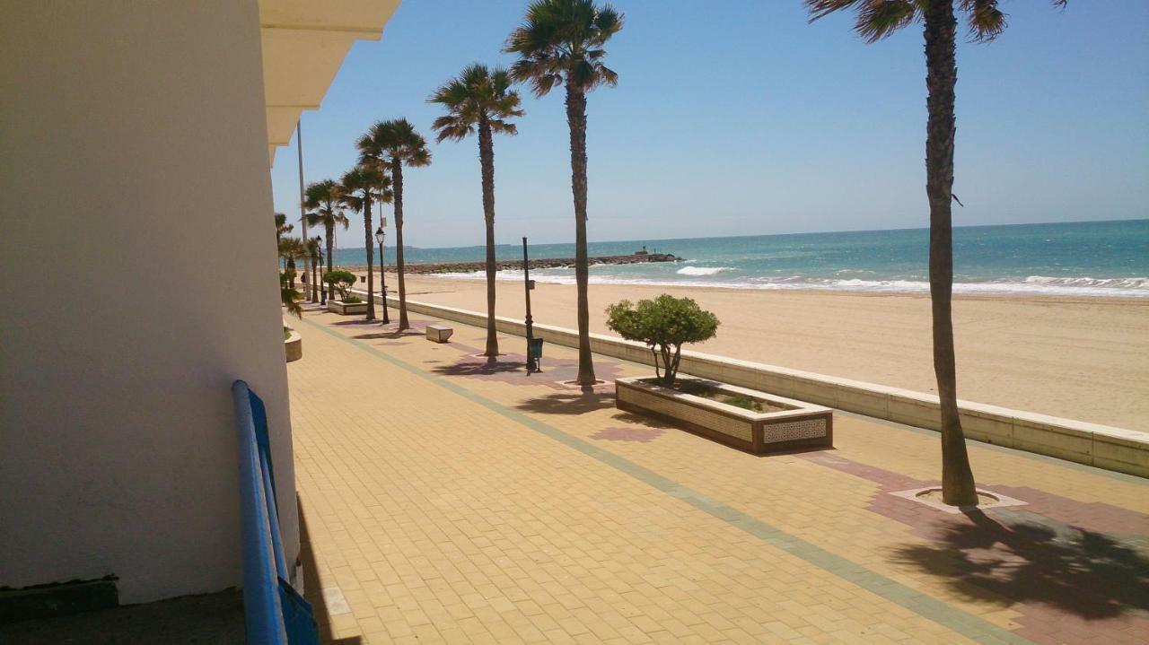 Apartamento Con Terraza,A 100M Playa Costilla Y Frente Al Castillo Rota Exterior foto